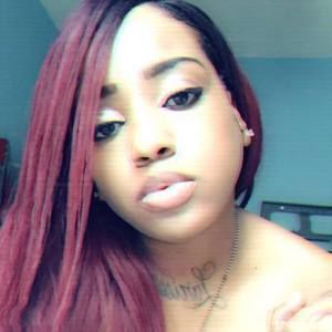 Meet your Posher, Lauren rissa